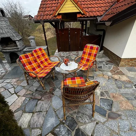 Apartma Zidanca Bele Апартаменты