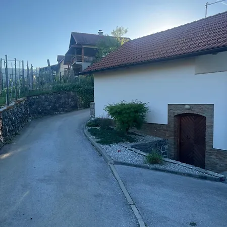 Apartma Zidanca Bele * Dolenjske Toplice